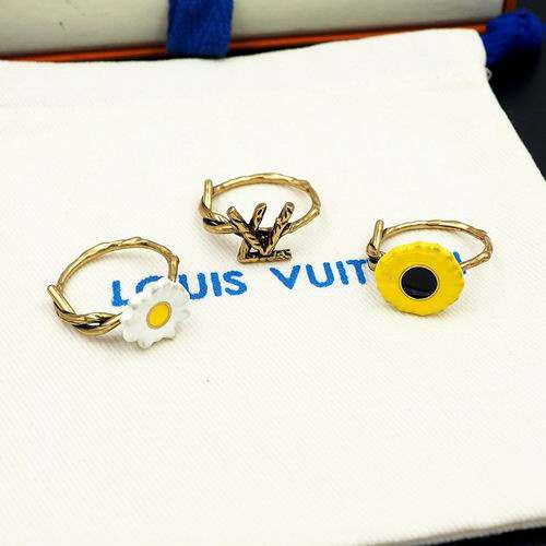Picture of LV Ring _SKULVring11ly9712950